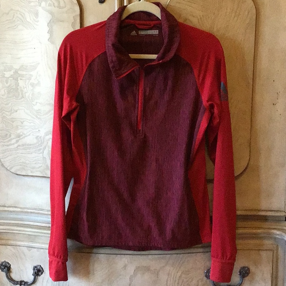 🌷ADIDAS CLIMALITE TOP IN SIZE MEDIUM